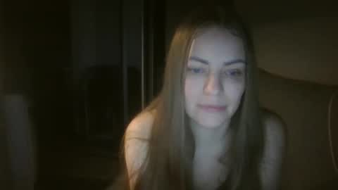 annadiamond1 online show from 10/16/25, 08:32