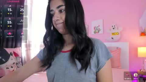 Snapshot of annadu011 chatting on 10/27/25, 02:21 Annadu011 online show from 10/27/25, 02:21