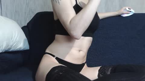 annahotcrazy online show from 11/04/25, 08:52