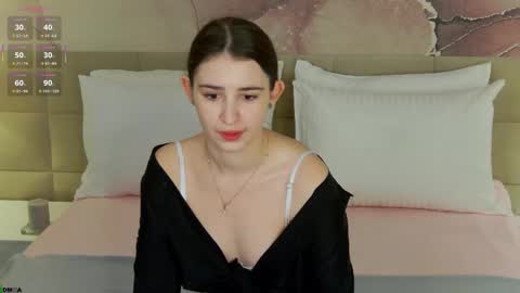 Snapshot of annanoir chatting on 10/10/25, 01:48 annanoir online show from 10/10/25, 01:48