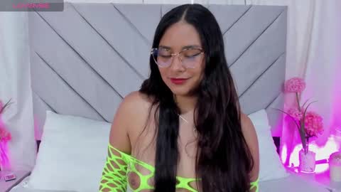 Anna online show from 01/09/25, 04:28