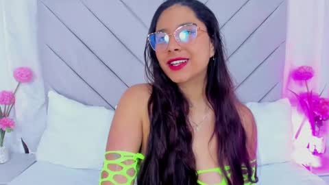 Anna online show from 01/24/25, 04:28