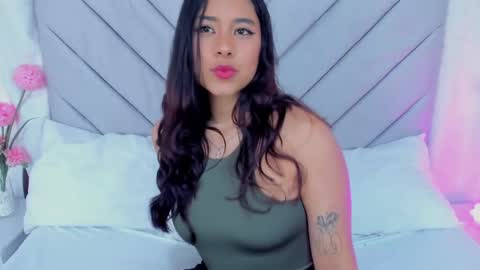 Anna online show from 02/10/25, 04:14