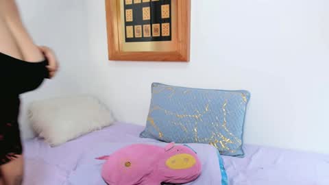 anna online show from 01/17/25, 02:07