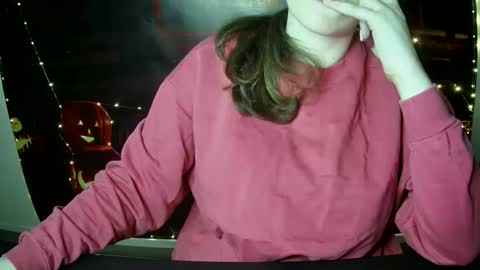 Bella online show from 10/07/25, 05:10