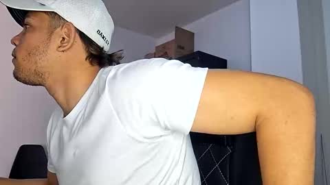 Snapshot of anndyhardy11 chatting on 12/06/24, 03:22 Anndy Hardy online show from 12/06/24, 03:22