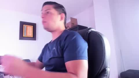 Snapshot of anndyhardy11 chatting on 12/22/24, 12:27 Anndy Hardy online show from 12/22/24, 12:27