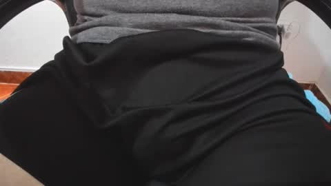 Snapshot of anndyhardy11 chatting on 01/06/25, 07:24 Anndy Hardy online show from 01/06/25, 07:24