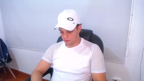 Snapshot of anndyhardy11 chatting on 01/31/25, 02:49 Anndy Hardy online show from 01/31/25, 02:49