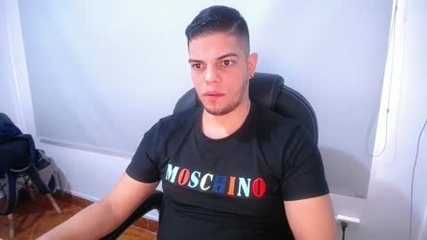 Snapshot of anndyhardy11 chatting on 02/26/25, 12:25 Anndy Hardy online show from 02/26/25, 12:25