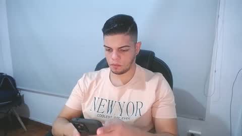 Snapshot of anndyhardy11 chatting on 02/27/25, 12:13 Anndy Hardy online show from 02/27/25, 12:13