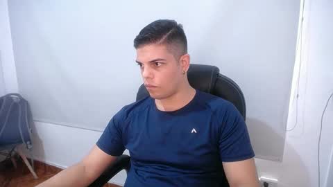 Snapshot of anndyhardy11 chatting on 03/01/25, 04:00 Anndy Hardy online show from 03/01/25, 04:00