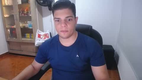 Snapshot of anndyhardy11 chatting on 09/09/25, 09:58 Anndy Hardy online show from 09/09/25, 09:58