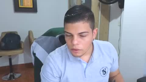 Snapshot of anndyhardy11 chatting on 10/01/25, 10:27 Anndy Hardy online show from 10/01/25, 10:27