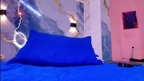 anne  online show from 10/15/25, 07:25