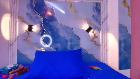 anne  online show from 11/20/25, 07:24