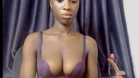 Snapshot of anne_xxxx chatting on 11/05/25, 07:58 ann online show from 11/05/25, 07:58