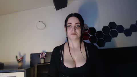 Snapshot of annebellee69 chatting on 02/11/25, 12:06 annebellee69 online show from 02/11/25, 12:06