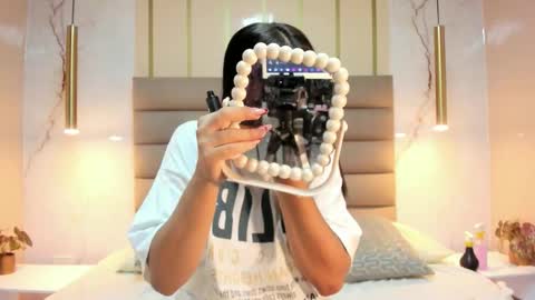 Anne online show from 10/07/25, 03:04