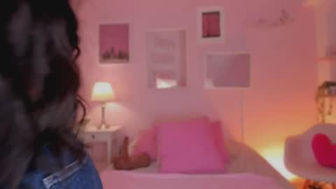 Anne  online show from 03/07/25, 01:40