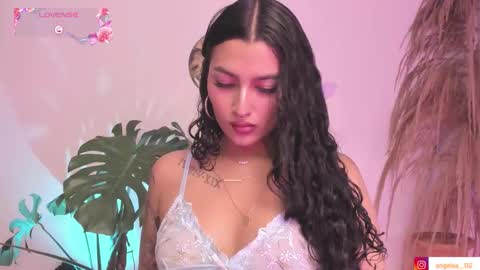 Snapshot of anngel_1 chatting on 11/09/25, 02:59 Angel online show from 11/09/25, 02:59