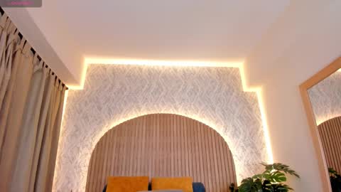 Annhya  online show from 11/13/25, 04:00