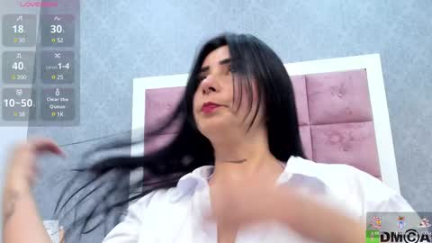 Snapshot of anni__love chatting on 02/20/25, 08:36 Anni online show from 02/20/25, 08:36
