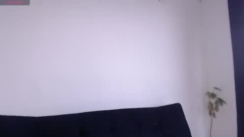 Snapshot of anni_wine___ chatting on 02/18/25, 09:42 ANNI online show from 02/18/25, 09:42