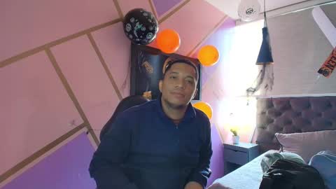 Annie lii online show from 10/25/25, 12:34