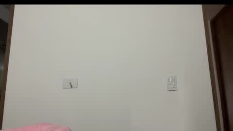 Snapshot of annie_snow_ chatting on 01/25/25, 07:49 JEANNE no olvides seguirme dont forget follow me uu online show from 01/25/25, 07:49