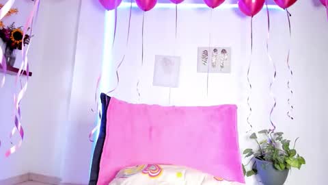 Snapshot of annie_sweet6 chatting on 10/16/25, 03:02 Annie online show from 10/16/25, 03:02