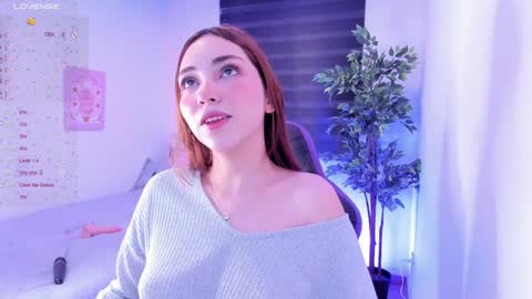 Snapshot of anniebrie chatting on 01/13/25, 06:16 Cassandra online show from 01/13/25, 06:16