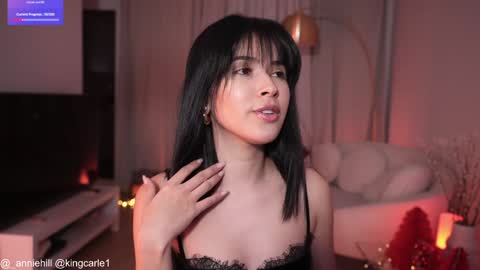 anniehillofficial_ online show from 12/23/24, 08:14