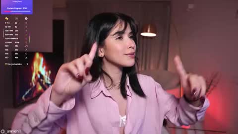 anniehillofficial_ online show from 11/07/25, 09:15