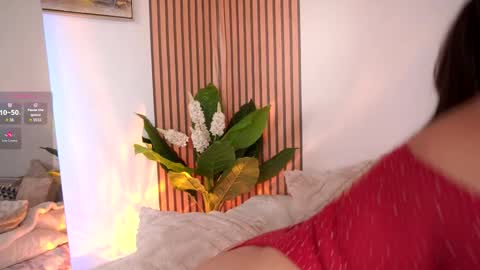 ANNIE online show from 10/16/25, 05:47