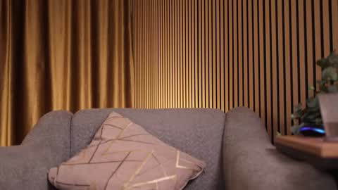 annittastar online show from 10/20/25, 02:23