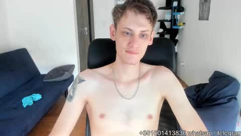 Snapshot of annonimsick chatting on 09/25/25, 12:09 online show from 09/25/25, 12:09