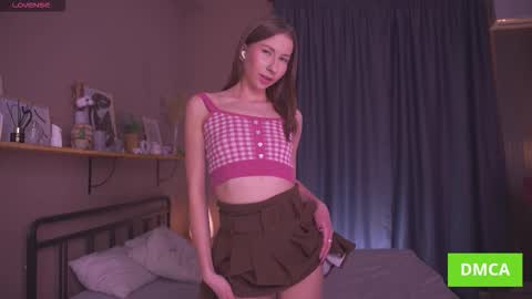 Snapshot of annuetta chatting on 11/14/25, 03:00 Annuetta online show from 11/14/25, 03:00