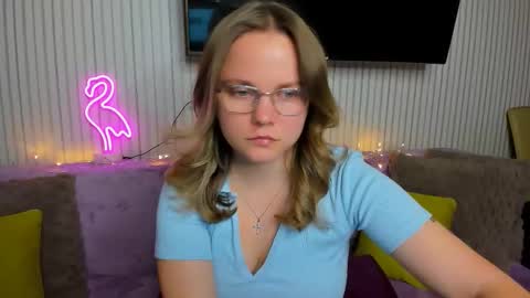 anny_love_you online show from 11/18/25, 03:05