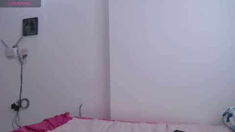 Snapshot of anny_riveraa chatting on 02/02/25, 04:43 Anny online show from 02/02/25, 04:43