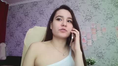 Snapshot of anny_shine chatting on 02/10/25, 12:29 Annie online show from 02/10/25, 12:29
