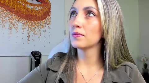 Anny online show from 02/11/25, 12:58