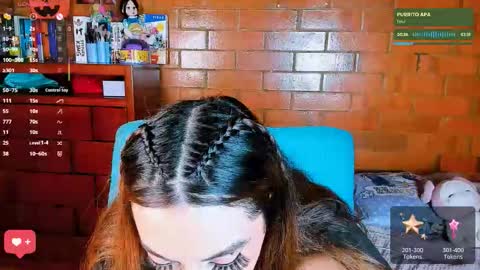 Snapshot of annycolin chatting on 10/25/25, 04:42 Anny IG online show from 10/25/25, 04:42