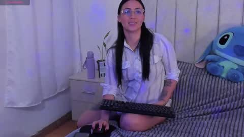 Anny online show from 11/20/25, 10:09