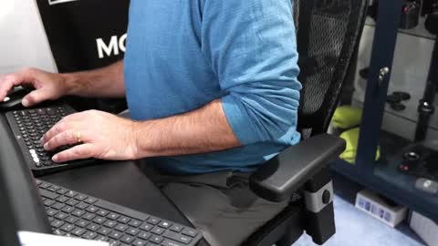 D online show from 10/10/25, 03:11