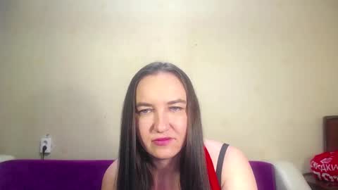 Snapshot of anora_ chatting on 03/06/25, 05:03 anora_ online show from 03/06/25, 05:03