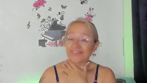 Snapshot of anthonela_mature_ chatting on 12/11/24, 12:44 anthonela_mature_ online show from 12/11/24, 12:44