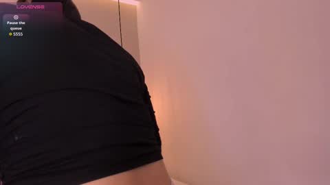 Snapshot of anthonellasweet_ chatting on 09/14/25, 03:27 Anthonella Sweet online show from 09/14/25, 03:27