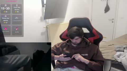 Snapshot of anthonyloveseks chatting on 03/10/25, 07:07 Anthony online show from 03/10/25, 07:07