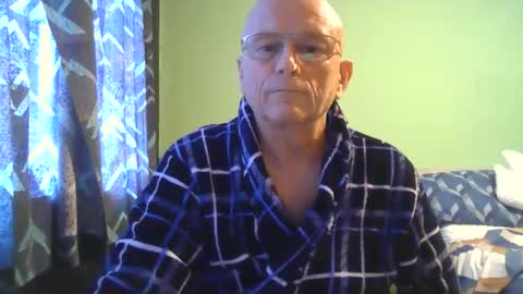 Snapshot of antmatt2025 chatting on 10/08/25, 08:01 antmatt2025 online show from 10/08/25, 08:01